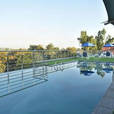 Best Western Premier Islamabad Hotels near I-8 Sector