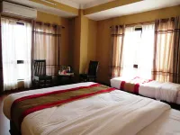 Hotel Awana