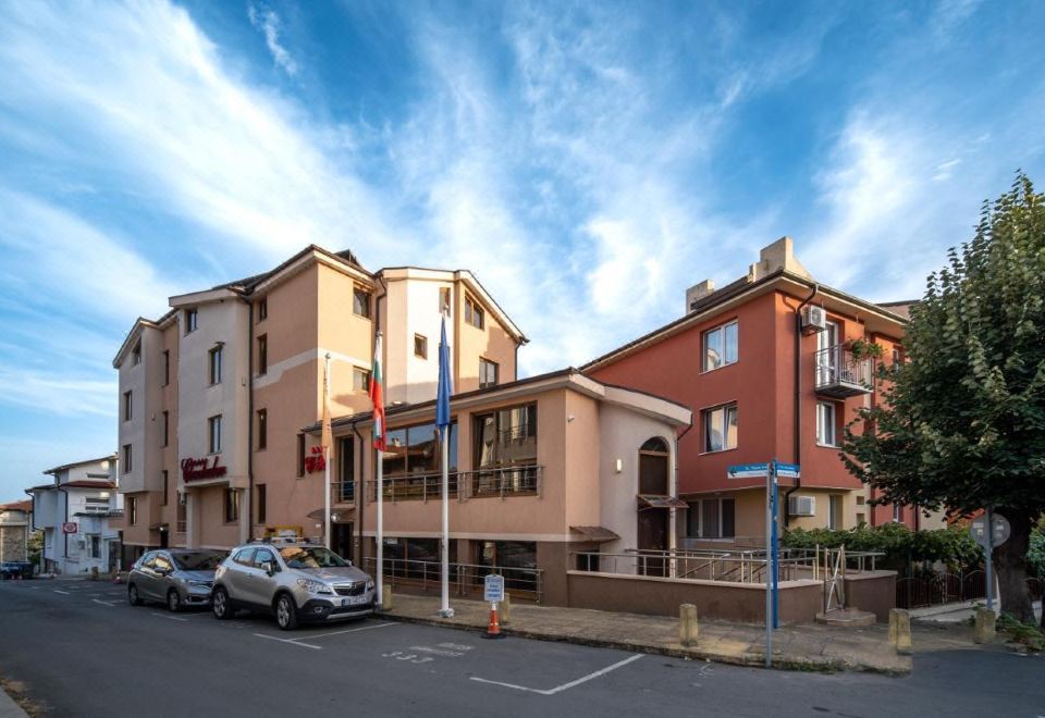hotel overview picture