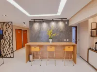 هاب هوتل فنادق في تيريسينا