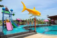 Boat House Boutique Riverside Hotels in Nakhon Chai Si