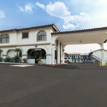 Magnolia Tree Hotel-Maingate/Anaheim Convention Center