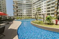 Cozy & Trendy Studio at Gateway Pasteur Apartment by Travelio - balcony
