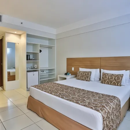 Quality Hotel & Suítes São Salvador Отели рядом с достопримечательностью «Амаралина»