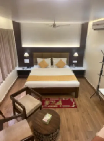 Le Shiv Executive Suite