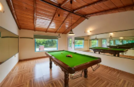 Aacorn Hideaway Resort & Spa
