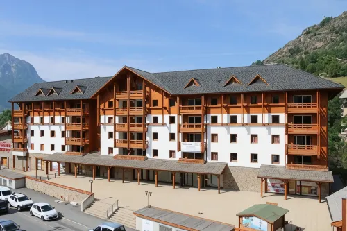 Résidence Néméa l'Aigle Bleu Hotels in Montgenèvre