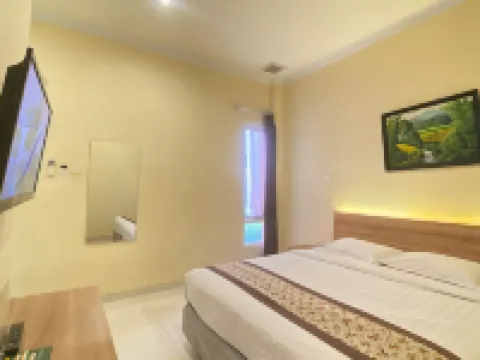 Riverstone Hotel & Cottage Hotels in Batu Sub-District