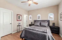 Pilot's Lounge - 2 miles from Chandler Municipal Airport 챈들러 길버트 커뮤니티 대학 - 페코스 캠퍼스 주변 호텔