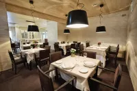 Hotel Los Lagos Nature فنادق في Arriondas