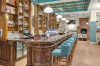 The Kingsley Hotel - bar