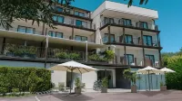 AHG Riva Del Sole Hotel فنادق في Soiano del Lago