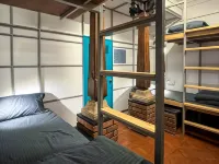 Rahees Bi Roambay -Backpacker Hostel