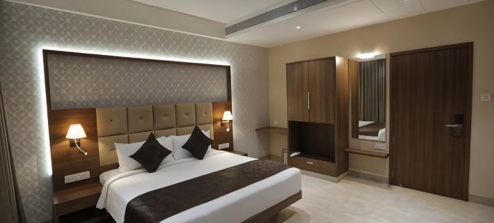 Hotel Radiance Hotels in Ahmednagar