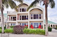 Tres Cocos Resort Hotels in 