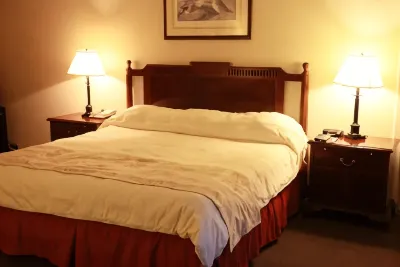 Caravelle Inn Extended Stay Hotels near Rosicrucian Egyptian Museum