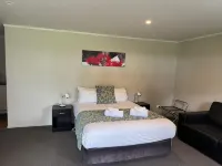 Sunset Motel - Pet Friendly