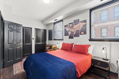 Luxury 1Bd/1BA DC Rowhouse Apartment - Walkable! Hotel a Mt. Vernon Square / Convention Center