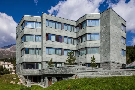 TOP Hotel San Gian St. Moritz Отели в г. Санкт-Мориц