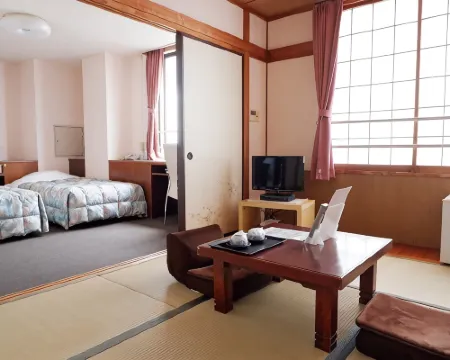 ビジネスホテルサンワード 志布志のホテル