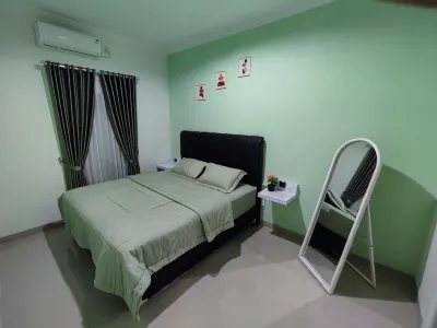 Sekar Homestay Near Obelix Village Hotels in Pandowoharjo