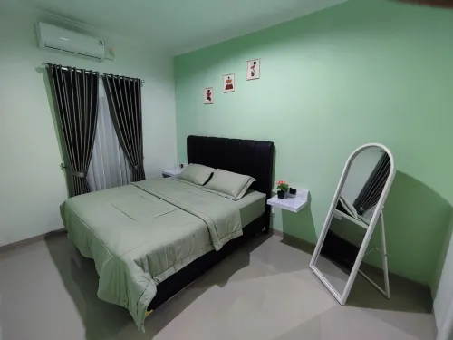 Sekar Homestay Near Obelix Village