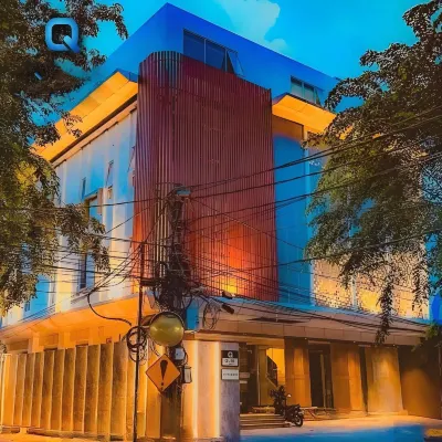 QUBE HOTEL by 98hospitality