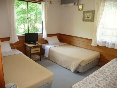Pension Wakuwakumura Hotel dekat 一般社団法人アフリカの風Hakuna Matata