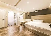 Gumi Bonggokdong Hotel Macheollu