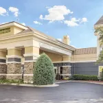 Homewood Suites by Hilton Mobile Airport-University Area Отели в г. Мобил