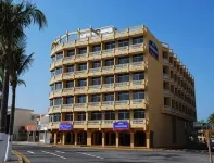 Howard Johnson by Wyndham Veracruz Các khách sạn gần Centro de Estudios y Servicios en Salud