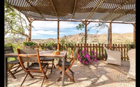 Enjoy character and peace with spectacular views