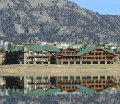 The Estes Park Resort - 3성급