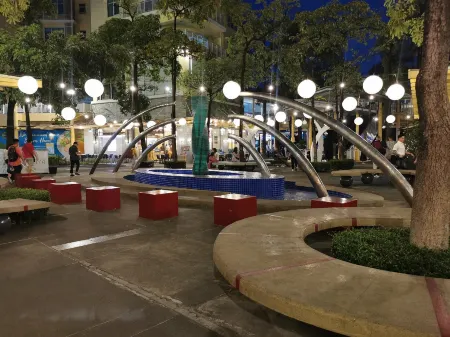 Caleze Properties Avant at the Fort BGC Studio Отели рядом с достопримечательностью «Citi Plaza»