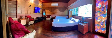 Beautiful bed & breakfast located at the heart of Las Mercedes, in Caracas Отели рядом с достопримечательностью «Edificio Chataing»