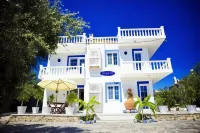 Temucin Hotel - Pensions