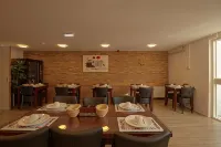 Hotel Randenbroek - breakfast
