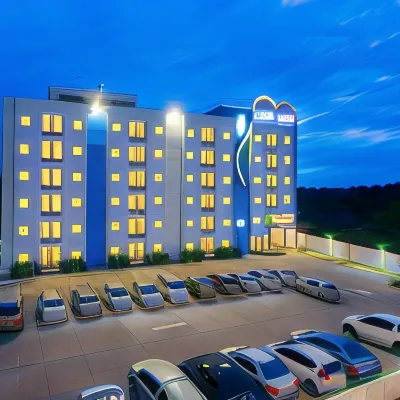 Hop Inn Roi Et Hotels near Roi Et Tower