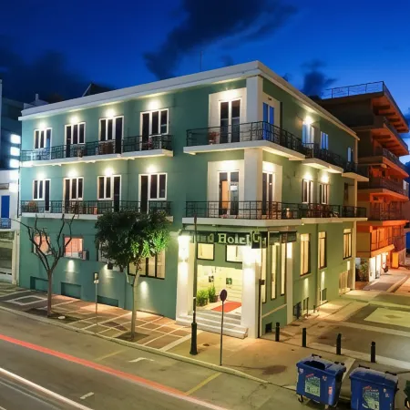 Grand Hotel Loutraki