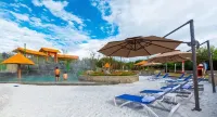 Roblin Hot Spring Hotel in Gesar Wangcheng, Ganzi County - Hot Springs