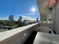Kadare City-Center Apartment with Balcony - アパートメント