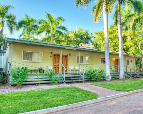 Knotts Crossing Resort Hotels in Katherine