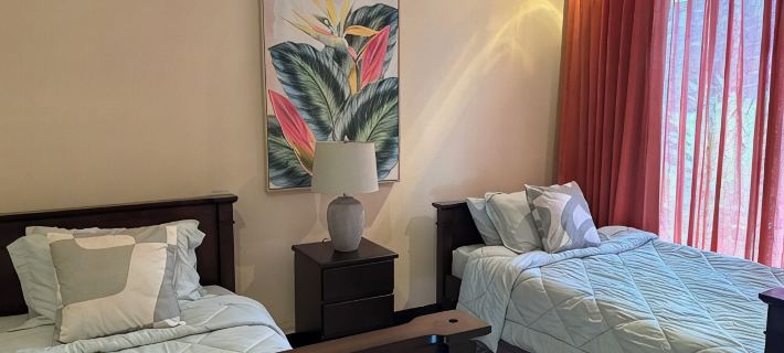 Luxurious 2-Bedroom 2 Bathroom Condo in Esterillos Este.  Walk to Bejuco Beach! Hotels in Parrita