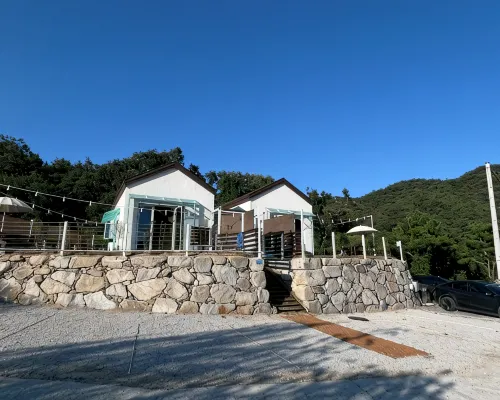Wonju Everyday Empathy 橡树谷滑雪场附近的飯店