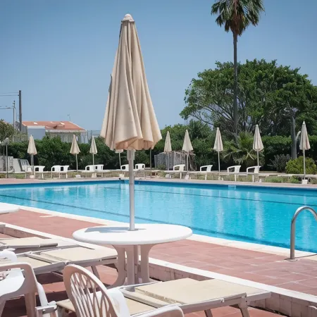 Hotel Relax
