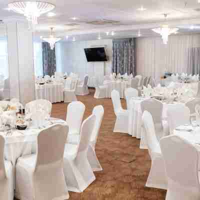 Riviera Dining/Meeting Rooms