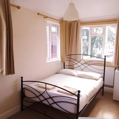 Hour Glass Hotel Các khách sạn gần Bệnh viện Guy's and St Thomas'