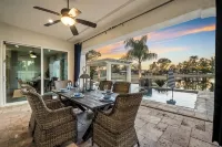 Ritz Waters at Ocotillo, Heated Pool, 5Br/3.5 Bath