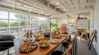 Yangyang Little Forest Pension (Breakfast, Spa)