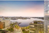 Waterfront CBD luxury 1Br with best view